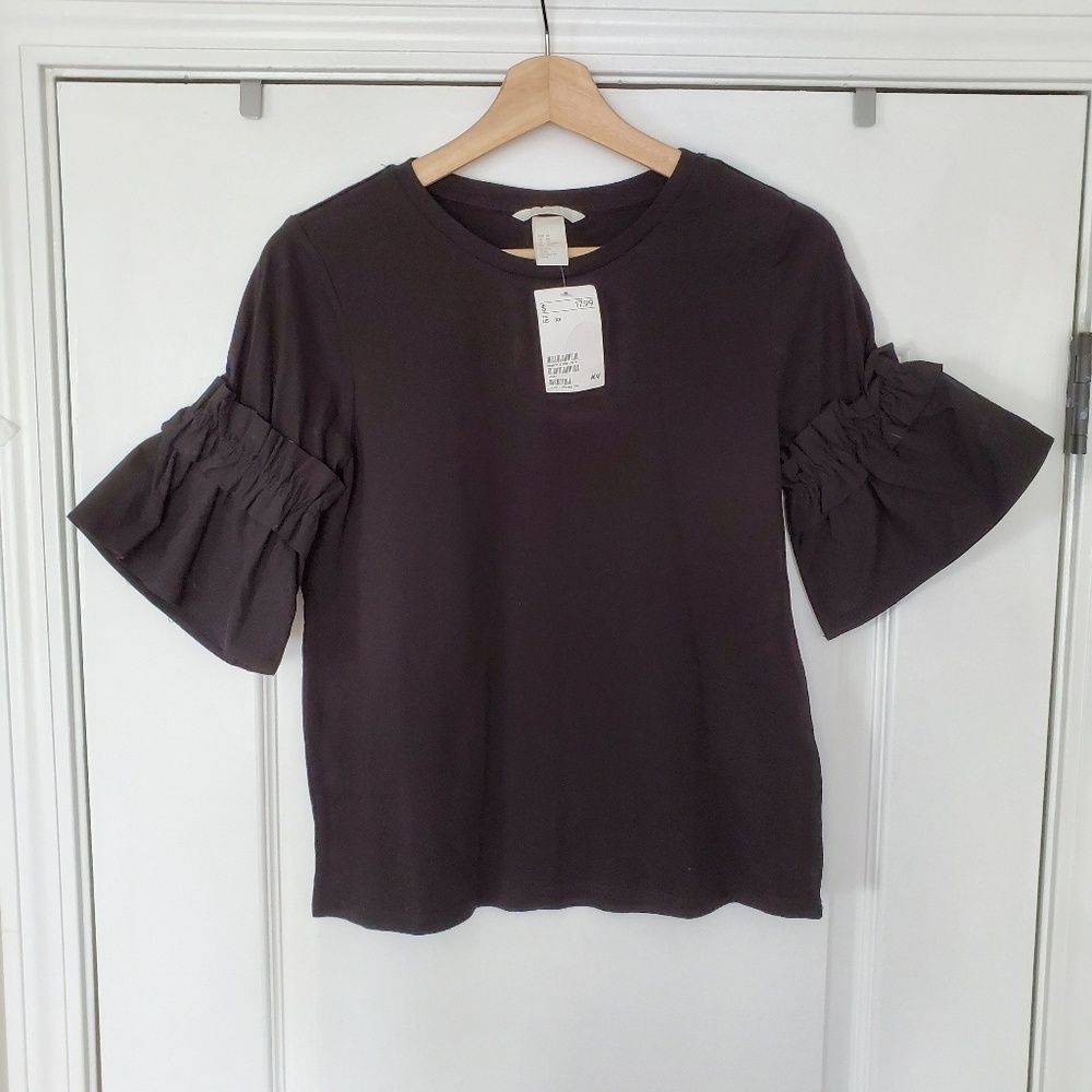 H&M black short bell sleeve Top.